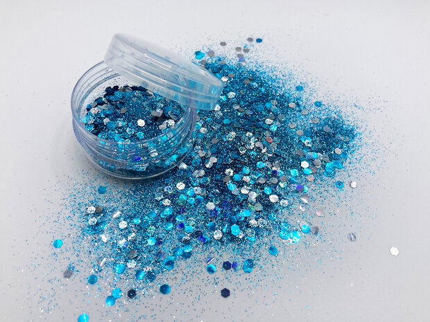 Blauwe en zilveren biologisch afbreekbare glitters