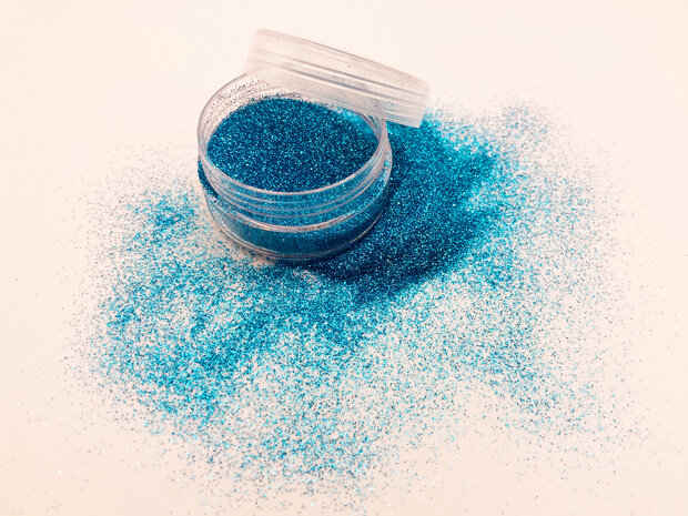 Kleine blauwe biologisch afbreekbare glitters