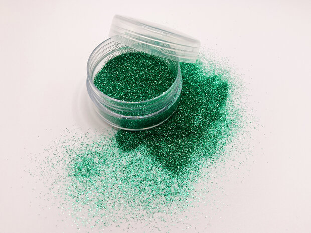 Kleine groene biologisch afbreekbare glitters